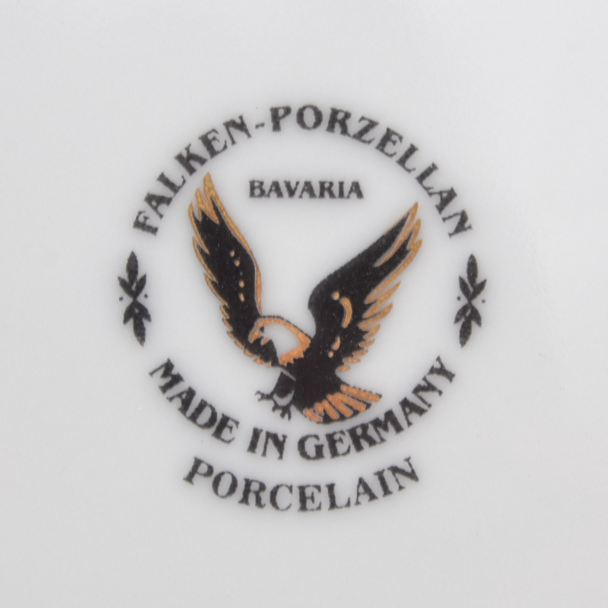 Салатник Falkenporzellan St.Peterburg Gold 25см 3